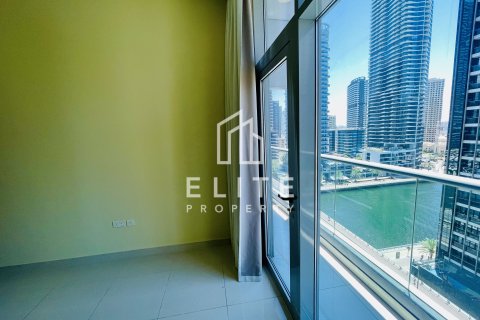 Lägenhet till försäljning i Dubai Marina, Dubai, UAE 3 sovrum, 123 kvm Nr. 762966 - fotografi 3