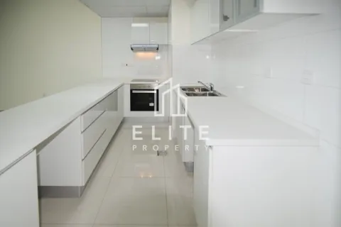 Lägenhet till försäljning i Dubai Marina, Dubai, UAE 3 sovrum, 123 kvm Nr. 762966 - fotografi 13