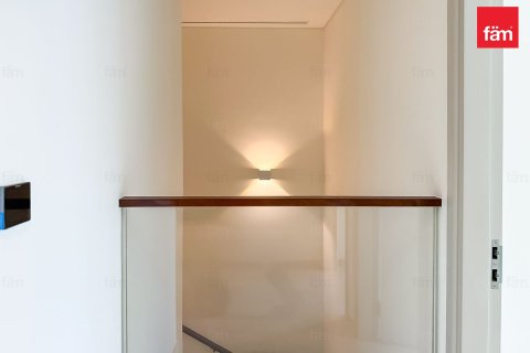 Vilă de închiriat în Dubai, EAU 3 dormitoare, 125 mp. №739800 - poză 18