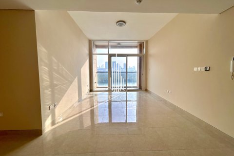 Apartmen di Al Reem Island, Abu Dhabi, UAE 2 bilik tidur, 120.8 meter persegi № 482180 - foto 3