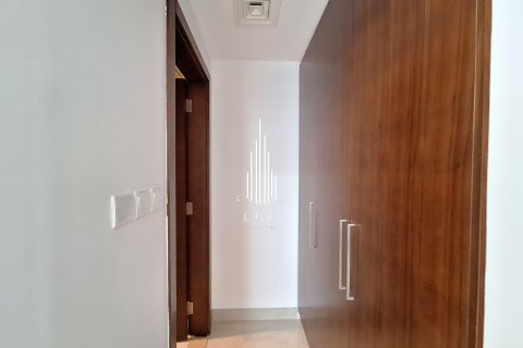 Huoneisto Al Reem Island, Abu Dhabi, Arabiemiraatit 2 makuuhuonetta, 129.1 m2 № 482179 - kuva 11