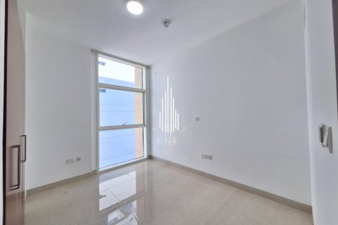 Huoneisto Al Reem Island, Abu Dhabi, Arabiemiraatit 2 makuuhuonetta, 129.1 m2 № 482179 - kuva 8