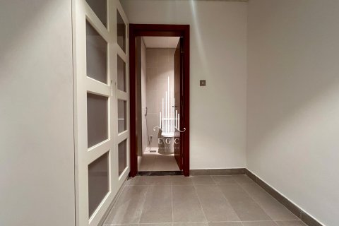Appartement à louer à Tourist Club Area, Abu Dhabi, EAU 2 chambres, 140 m2 № 484890 - photo 13