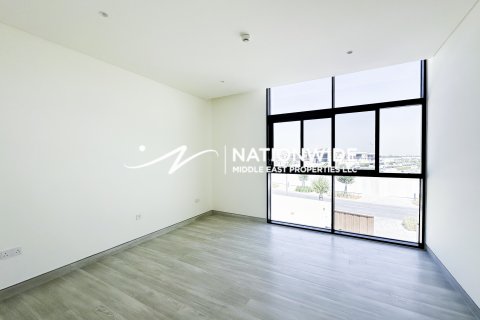 Villa en venta en Abu Dhabi, EAU 4 dormitorios, 780 m2 № 591605 - foto 18