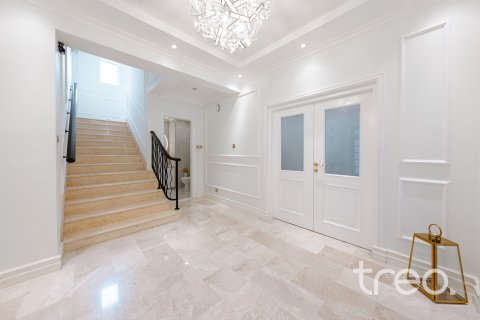 Villa in Arabian Ranches, Dubai, UAE 7 bedrooms, 505.67 sq.m. № 753618 - photo 3
