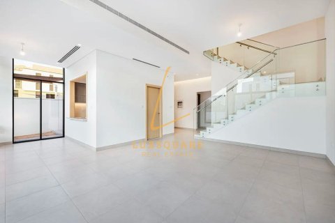 Vilë në Al Furjan, Dubai, Emiratet e Bashkuara Arabe 3 dhoma gjumi, 238 m2. № 718671 - Foto 2