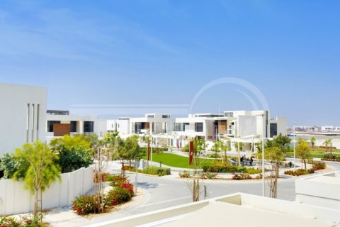 וילה ב Yas Island, Abu Dhabi, איחוד האמירויות 5 חדרי שינה, 516.4 מ
