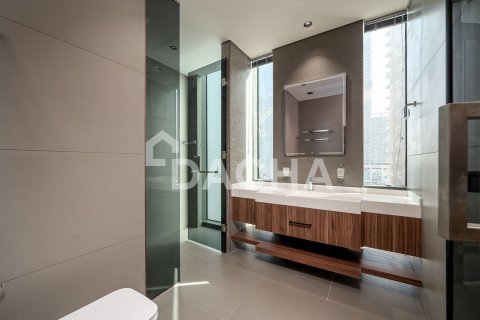 Apartmen di Jumeirah Lake Towers, Dubai, UAE 2 bilik tidur, 131 meter persegi № 706674 - foto 11