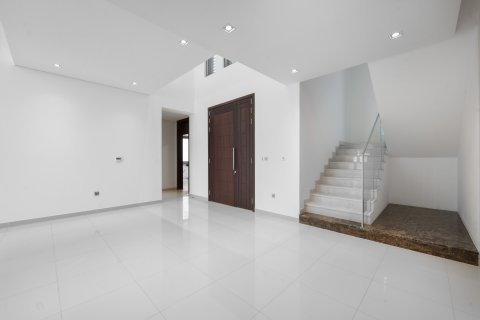 Villa in Shakhbout City, Abu Dhabi, UAE 6 bedrooms, 2157.91 sq.m. № 750411 - photo 7