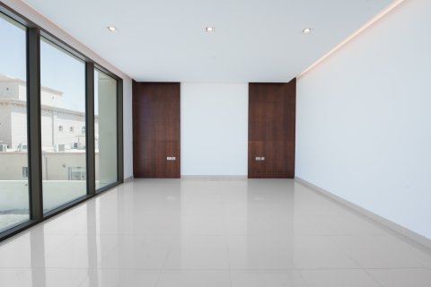 Villa in Shakhbout City, Abu Dhabi, UAE 6 bedrooms, 2157.91 sq.m. № 750411 - photo 20