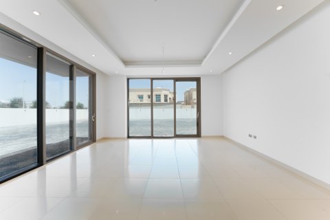 Villa in Shakhbout City, Abu Dhabi, UAE 6 bedrooms, 2157.91 sq.m. № 750411 - photo 4