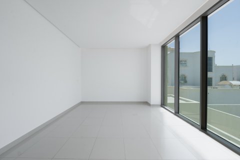 Villa in Shakhbout City, Abu Dhabi, UAE 6 bedrooms, 2157.91 sq.m. № 750411 - photo 21