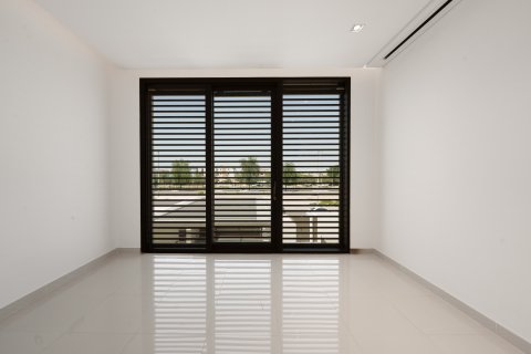 Villa in Shakhbout City, Abu Dhabi, UAE 6 bedrooms, 2157.91 sq.m. № 750411 - photo 23