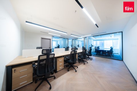 Opisina sa Dubai, UAE 108.7 sq.m. № 694381