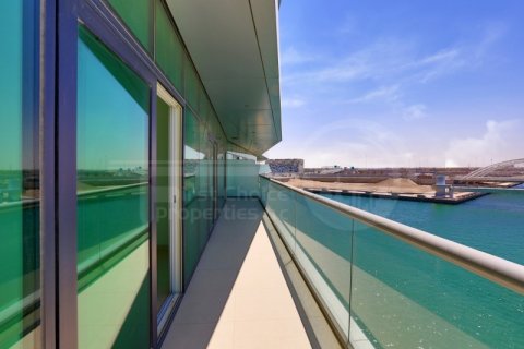 Apartmen di Al Raha Beach, Abu Dhabi, UAE 2 bilik tidur, 130.1 meter persegi № 410470 - foto 13