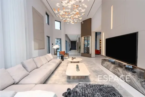 Villa till försäljning i Palm Jumeirah, Dubai, UAE 5 sovrum, 711 kvm Nr. 738064 - fotografi 3
