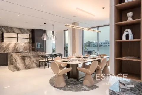 Villa till försäljning i Palm Jumeirah, Dubai, UAE 5 sovrum, 711 kvm Nr. 738064 - fotografi 11