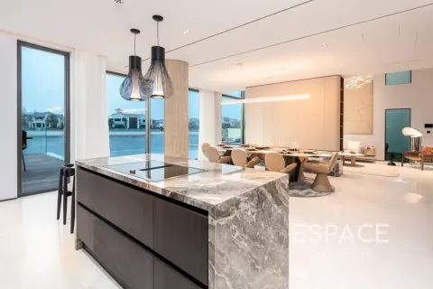 Villa till försäljning i Palm Jumeirah, Dubai, UAE 5 sovrum, 711 kvm Nr. 738064 - fotografi 12