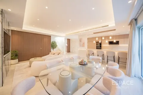Villa til salg i The Lakes, Dubai, UAE 3 soveværelser, 245 kvm № 738062 - foto 6