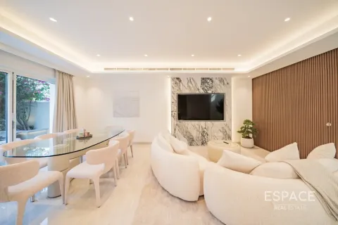 Villa til salg i The Lakes, Dubai, UAE 3 soveværelser, 245 kvm № 738062 - foto 3