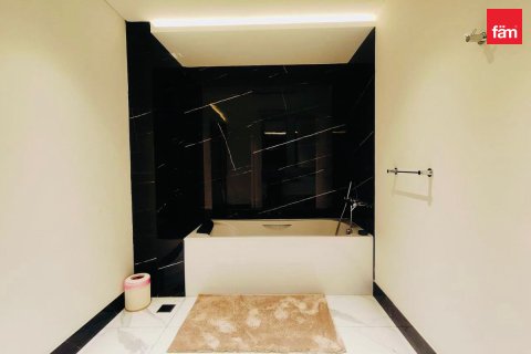 Lakás itt: Business Bay, Dubai, EAE, 1 hálószoba, 140.9 m², azonosító: 760933 - fénykép 8
