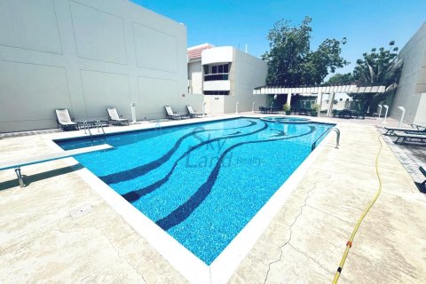 Huvila Jumeirah, Dubai, Arabiemiraatit 4 makuuhuonetta, 325 m2 № 659550 - kuva 2