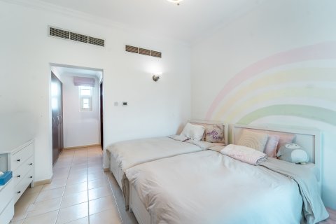 Villa te koop in Jumeirah Islands, Dubai, VAE 4 slaapkamers, 488 vr.m., nr 766128 - foto 12