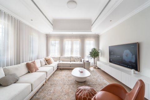 Villa te koop in Jumeirah Islands, Dubai, VAE 4 slaapkamers, 488 vr.m., nr 766128 - foto 3