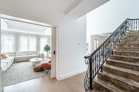 Villa te koop in Jumeirah Islands, Dubai, VAE 4 slaapkamers, 488 vr.m., nr 766128 - foto 4