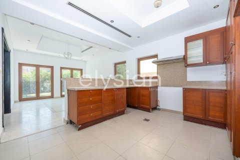 Vila u gradu Al Furjan, Dubai, UAE 3 spavaće sobe, 322 m2 Br. 600290 - Slika 5