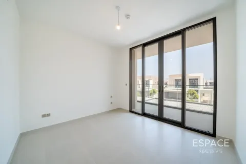 Villa sa Jebel Ali, Dubai, UAE 4 silid-tulugan, 395 sq.m. № 737782 - larawan 12