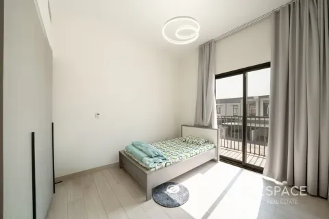 Vila v Al Furjan, Dubai, SAE 3 spálne, 244 m2 č. 737779 - Fotografia 10