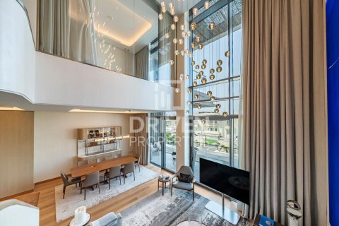 Jumeirah、Dubai、UAEにあるマンション 3ベッドルーム、300.36 m2 No767027
