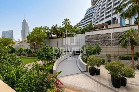 Lakás itt: Downtown Dubai (Downtown Burj Dubai), EAE, 2 hálószoba, 132.02 m², azonosító: 756403