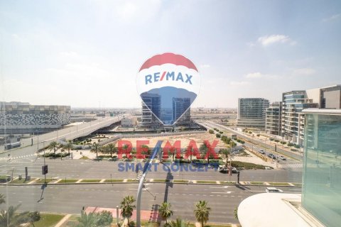 Üürile anda korter asukohaga Al Raha Beach, Abu Dhabi, AÜE: 3 magamistoaga, 220.2 m² Nr 449414 - pilt 12