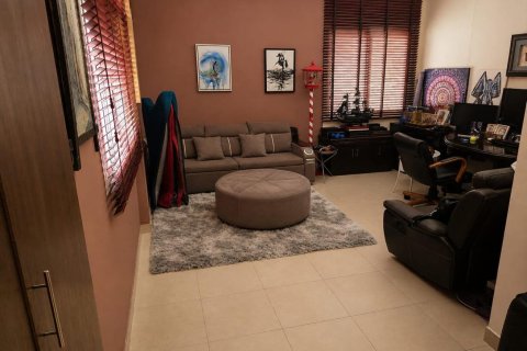 Vila di Jumeirah Village Circle, Dubai, UAE 3 bilik tidur, 242.94 meter persegi № 755117 - foto 14