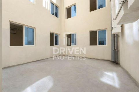 Labor Camp in Jebel Ali, Dubai, UAE 3403.78 sq.m. № 747071 - photo 14