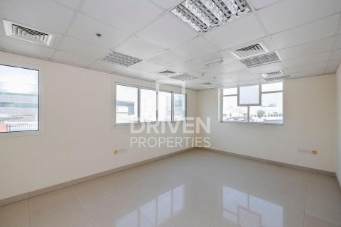 Fabrika u Jebel Ali, Dubai, UAE 15433.33 m2 Br. 747068 - fotografija 8