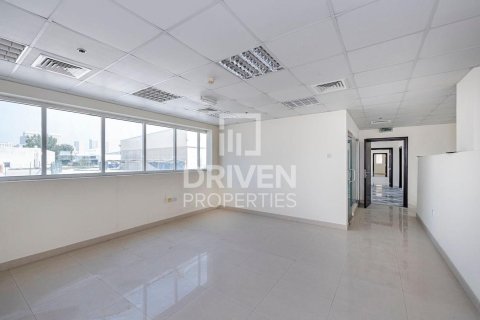 Fabrika u Jebel Ali, Dubai, UAE 15433.33 m2 Br. 747068 - fotografija 3