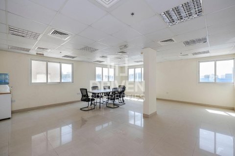 Fabrika u Jebel Ali, Dubai, UAE 15433.33 m2 Br. 747068 - fotografija 9