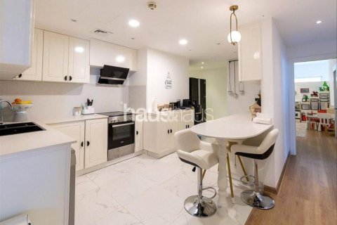 Apartamento en alquiler en Jumeirah Beach Residence, Dubai, EAU 3 dormitorios, 202 m2 № 626667 - foto 9