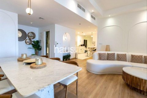 Apartamento en alquiler en Jumeirah Beach Residence, Dubai, EAU 3 dormitorios, 202 m2 № 626667 - foto 8