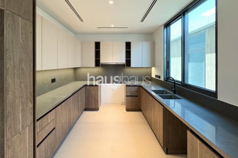 Villa en alquiler en Tilal Al Ghaf, Dubai, EAU 5 dormitorios, 570 m2 № 626947 - foto 8