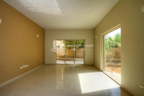 Vila u gradu Al Raha Gardens, Abu Dhabi, UAE 4 spavaće sobe, 289 m2 Br. 716166 - Slika 2