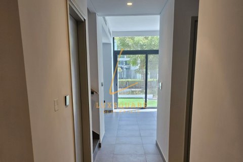 Вилла Arabian Ranches 3, Дубай, БАӘ-да 3 жатын бөлмелер, 146 м² № 715731 - фото 8
