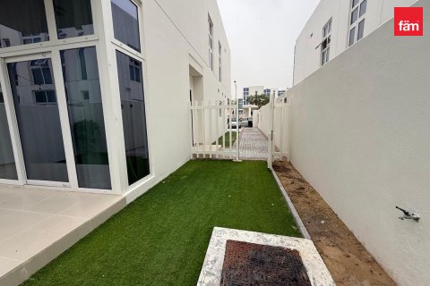 Řadový dům v Dubai, SAE 3 ložnice, 186.8 m² Č.: 738985 - fotografie 7