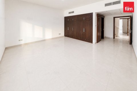 Villa para arrendamento em Dubai, EAU 4 quartos, 501.5 m2 № 738943 - foto 17