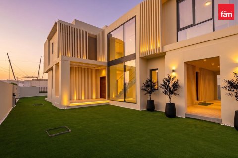 Jebel Ali, Dubai, संयुक्त अरब अमीरात में विला, 5 बेडरूम, 675.5 वर्ग मीटर, संख्या 758017 - फ़ोटो 2