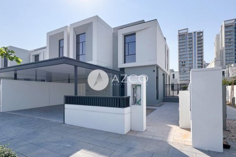 Shtëpi në qytet në Al Furjan, Dubai, Emiratet e Bashkuara Arabe 4 dhoma gjumi, 335.9 m2. № 566029