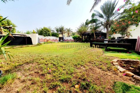 Βίλα σε Jumeirah Park, Dubai, ΗΑΕ 3 υπνοδωμάτια, 325 τ.μ. Αρ. 593185 - φωτογραφία 13